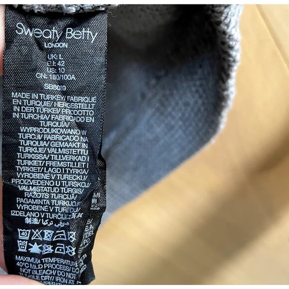 Sweaty Betty Restful Boucle Half Zip Sweatshirt - Large - Picture 5 of 6